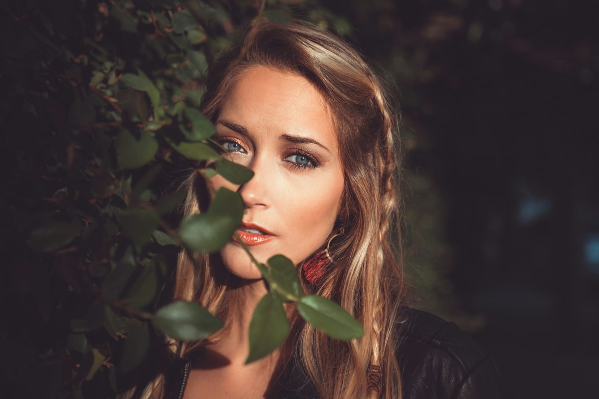 Emma L.